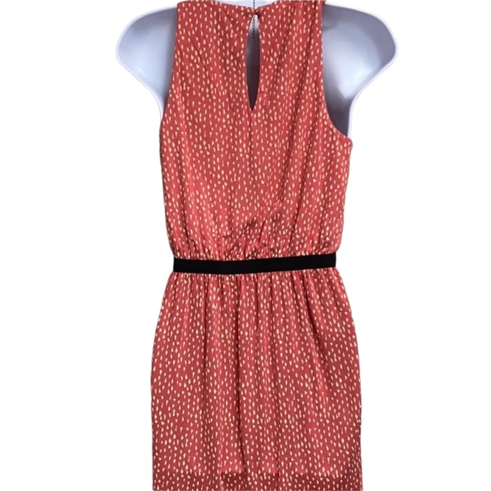 Loft Dress - Picture 4 of 5